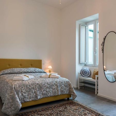 Nonna Vittoria Apartment Salerno Dış mekan fotoğraf