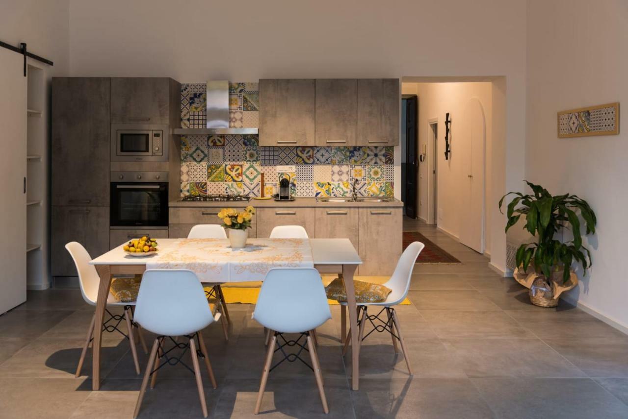Nonna Vittoria Apartment Salerno Dış mekan fotoğraf