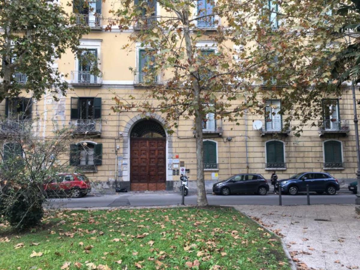 Nonna Vittoria Apartment Salerno Dış mekan fotoğraf