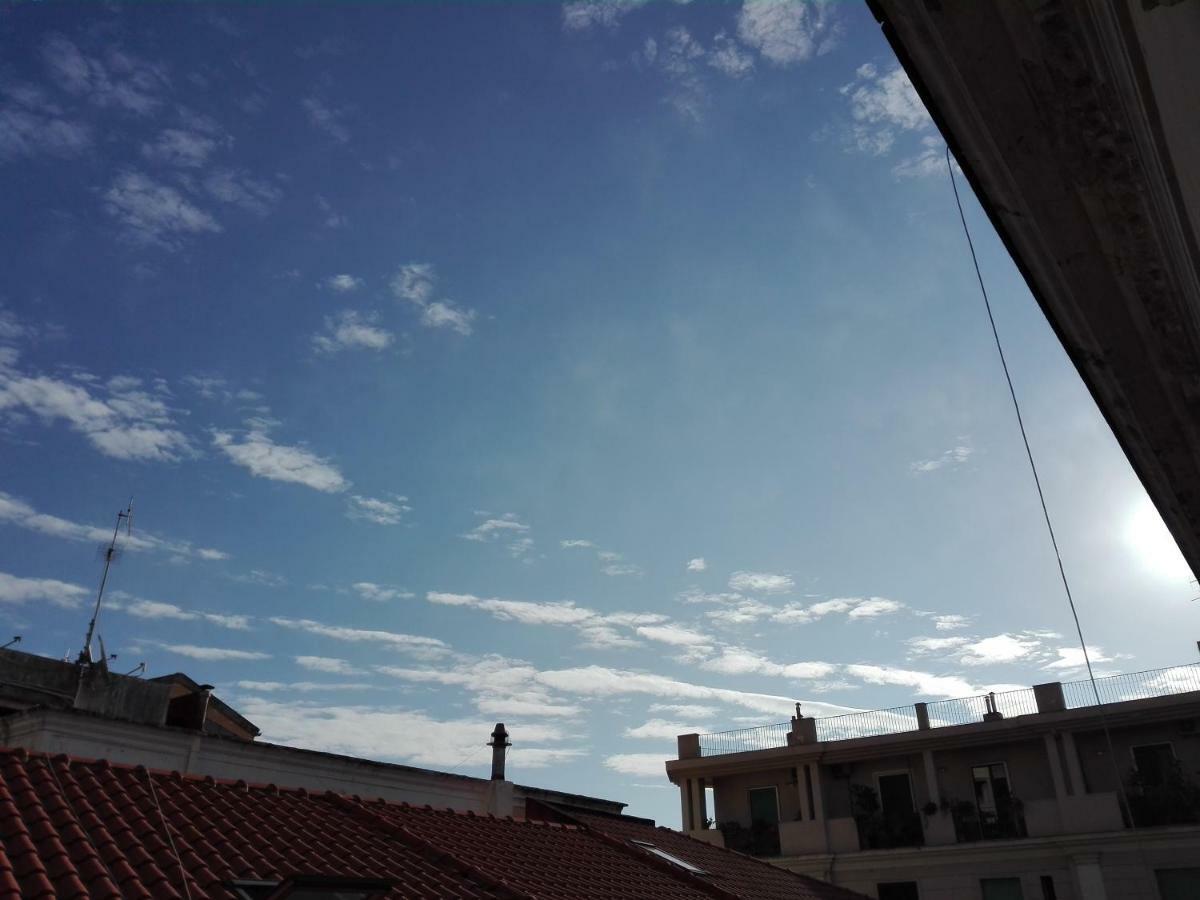 Nonna Vittoria Apartment Salerno Dış mekan fotoğraf